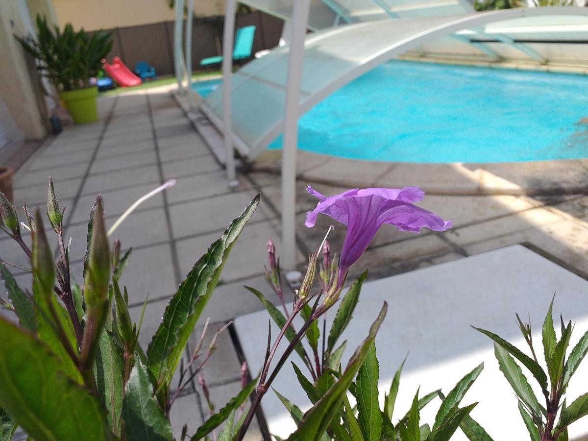 Appartement Lumineux Et Spacieux エルヌ エクステリア 写真